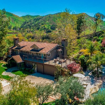 Billy Bob Thorton  beautiful house in the california hills